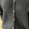 gilet noir bouton nacre