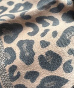 echarpe en laine leopard rose